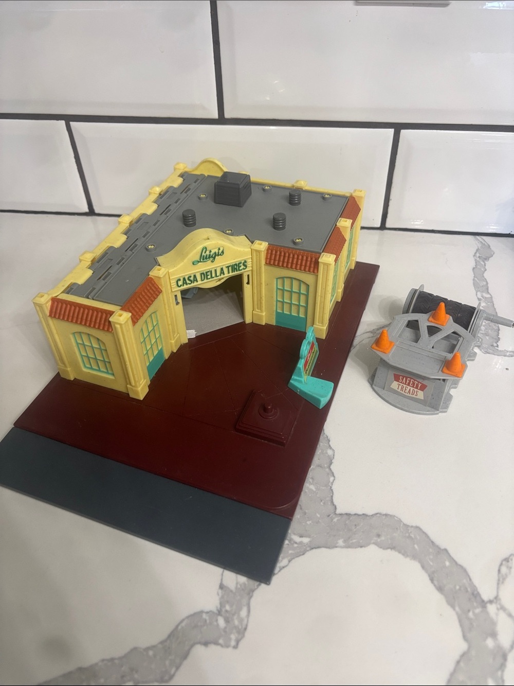 Pixar Cars Radiator Springs Luigi’s Tire Shop